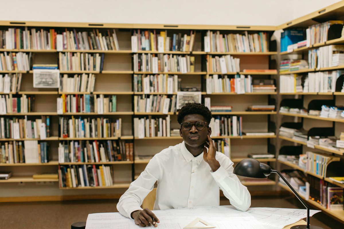 To keep pace with changes in the knowledge landscape, academic and research librarians need structured continuous professional development (#CPD). @OERAfrica &amp; <a href="/AfLIACon/">AfLIA</a> have launched a CPD framework to support librarians’ CPD needs. Read more here tinyurl.com/25p4hcus
