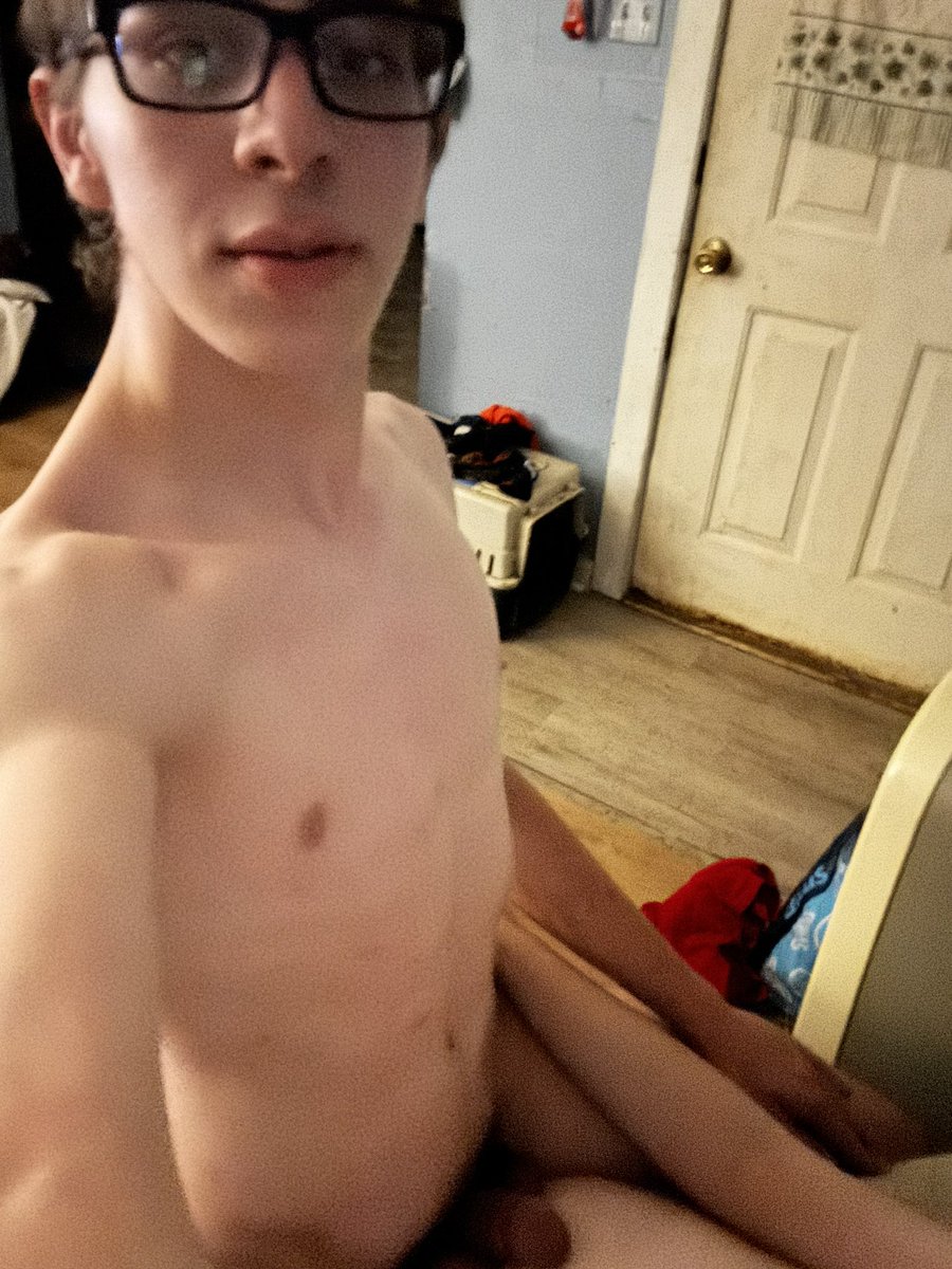 Sammy The Foxxo Unhinged (@adsammyboyo) on Twitter photo 