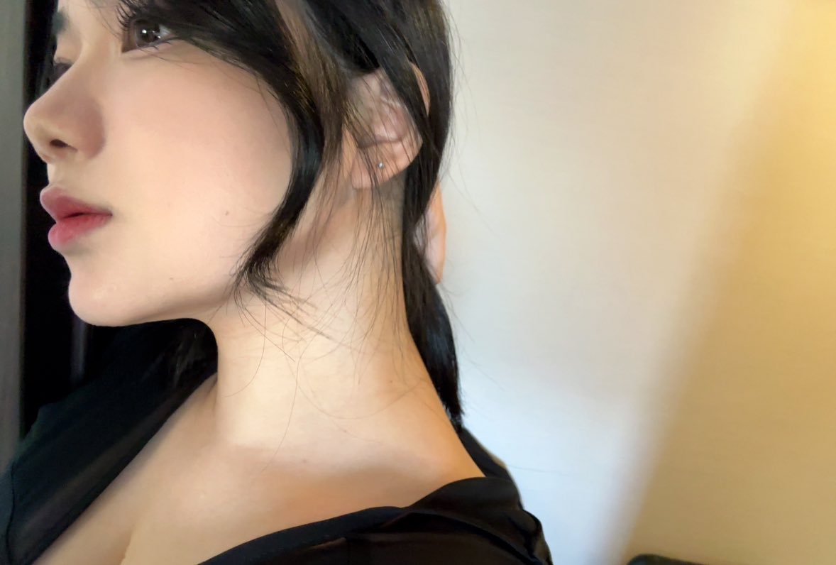 口元のライン気に入ってる