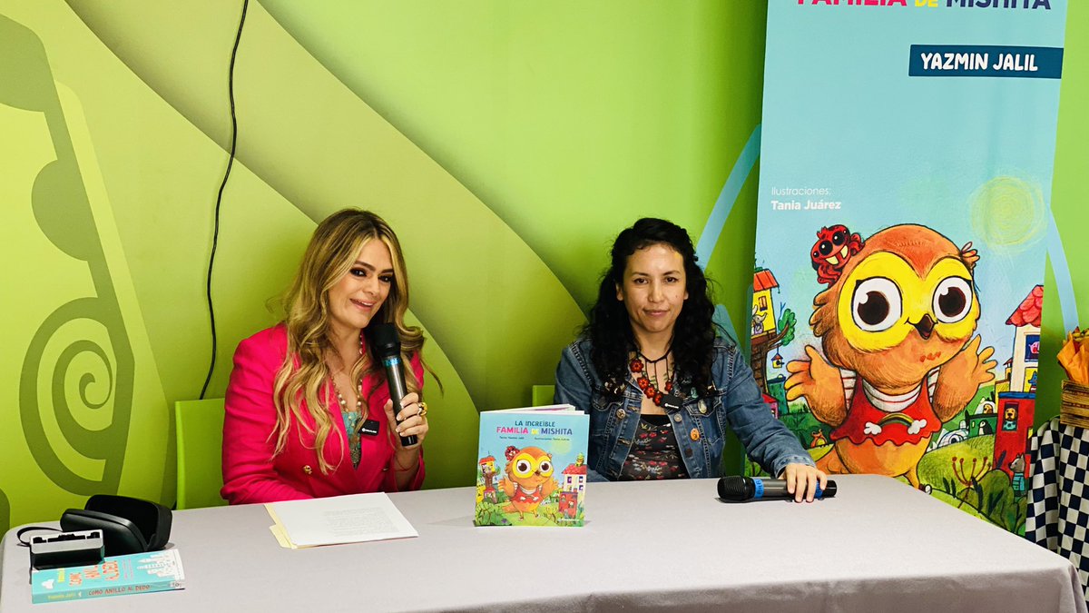 Exitosa presentación de La increíble familia de Mishita de <a href="/YazminJalil/">Yazmin Jalil</a>, un libro inspirado en su hija y su mamá.
Con hermosas ilustraciones de Tania Juárez, esta historia celebra el amor y la familia.
#LaIncreíbleFamiliaDeMishita
#JazmínJalil #TaniaJuárez
#Literaturalnfantil