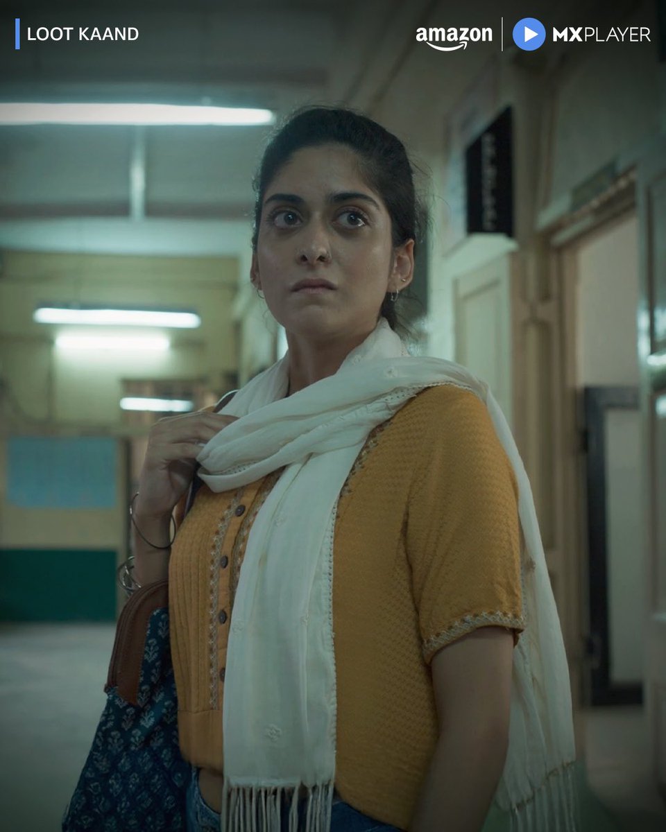 agar #LootKaand karna ho, toh kai chaal chalane padte hai 

dekhiye Latika ki kahaani sirf #LootKaand mein on Amazon MX Player for FREE

#LootKaand #LootKaandOnAmazonMXPlayer #AmazonMXPlayer #WatchNow #WatchFree #StreamingNow