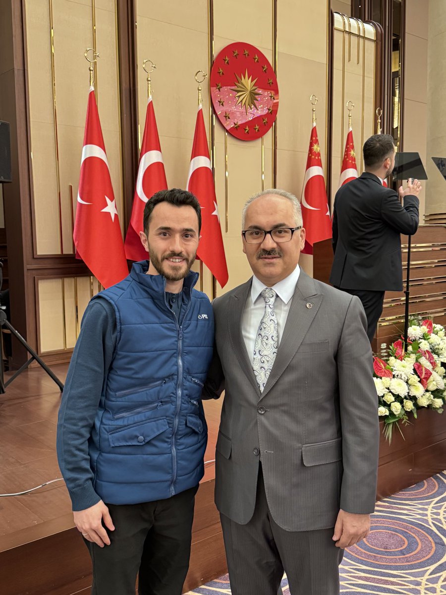 Mustafa YILMAZ (@mustafa_ylmaz38) on Twitter photo Cumhurbaşkanımız Sayın <a href="/RTErdogan/">Recep Tayyip Erdoğan</a>’ın teşrifleriyle gerçekleştirilen <a href="/csgbakanligi/">T.C. Çalışma ve Sosyal Güvenlik Bakanlığı</a> düzenlemiş olduğu Emekçilerle İftar Buluşmasına katılım sağladım. Katılımımı sağlayan Memur-Sen Konf. Genel Başkanı Ali YALÇIN’a Değerli büyüğüm Eyüp Beyhan’a ve Tarkan Zengin’e teşekkür ediyorum. Cumhurbaşkanımız Sayın <a href="/RTErdogan/">Recep Tayyip Erdoğan</a>’ın teşrifleriyle gerçekleştirilen <a href="/csgbakanligi/">T.C. Çalışma ve Sosyal Güvenlik Bakanlığı</a> düzenlemiş olduğu Emekçilerle İftar Buluşmasına katılım sağladım. Katılımımı sağlayan Memur-Sen Konf. Genel Başkanı Ali YALÇIN’a Değerli büyüğüm Eyüp Beyhan’a ve Tarkan Zengin’e teşekkür ediyorum.
