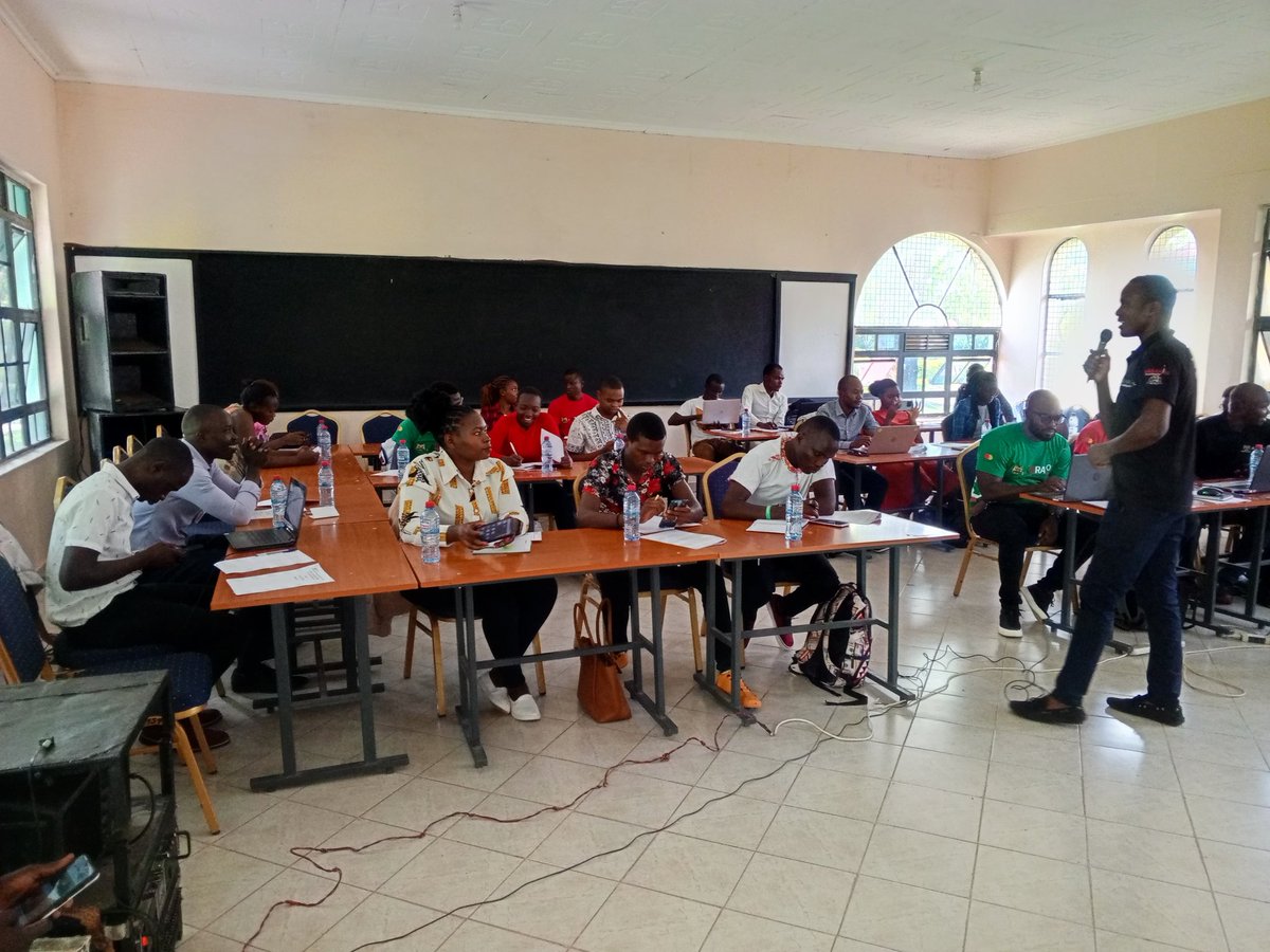 Joyousjoyiee's tweet image. #AjiraDigiPreneurs
#Thefutureworksonline
#Ajiradigitalprogram
#DigitalEntrepreneurship #NyanzaRegion #AheroBootcamp #AjiraDigiPreneurs #Thefutureworksonline @MastercardFdn  #emobilis