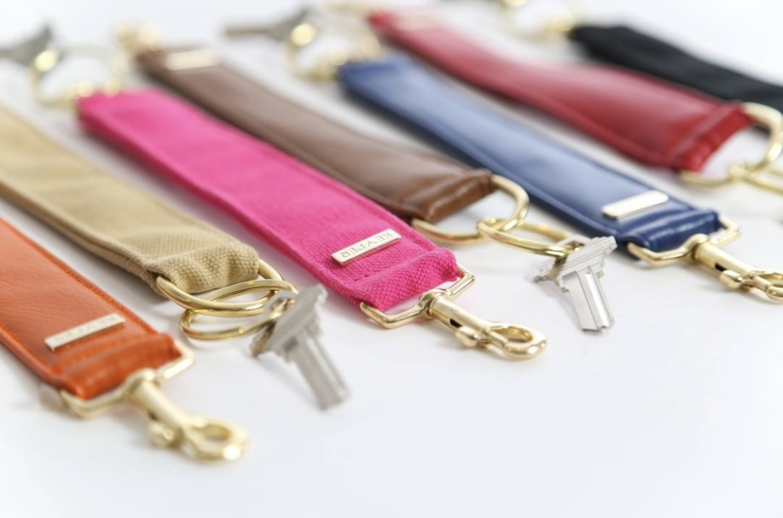 MyKeyper's tweet image. What if organization could be right at your fingertips? With KEYPER, it&apos;s easy. #keypittogether 🔑⁠

mykeyper.com/products/keyper