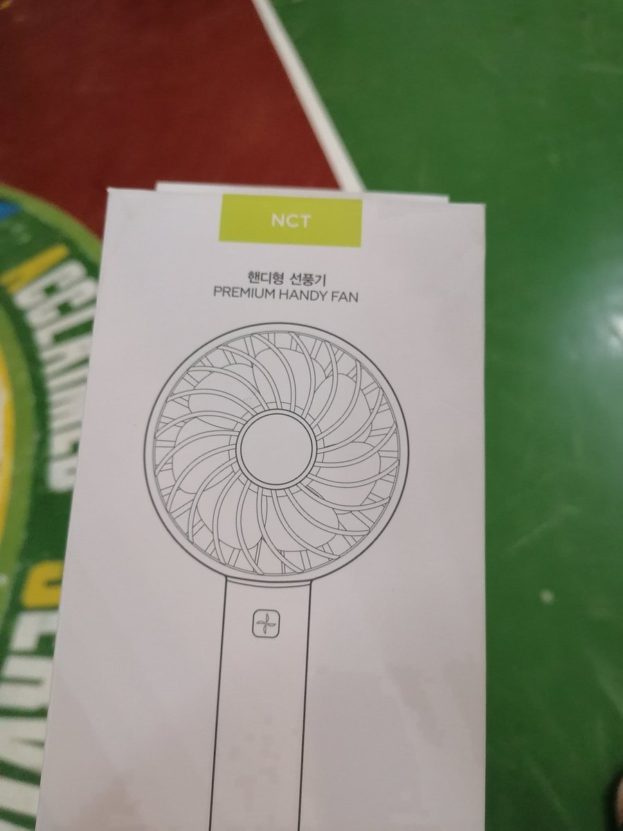 ur_nikiberry's tweet photo. Official merch po ba ito??? https://t.co/GwXEUQv8U0