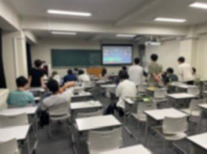 suma_brothers's tweet photo. 【新歓のお知らせ】
立教e-sports同好会（通称"立てスマ"）ではサークル員を募集しています！

スマブラをやりたい人はもちろん、友達と観戦したい人や話の合うゲーム友達を見つけたりすることの出来る素晴らしい場所です🥰

4/5  5号館　5403教室
4/7  4号館　4403教室で待っています！
#春から立教 https://t.co/3HgKAtCGme