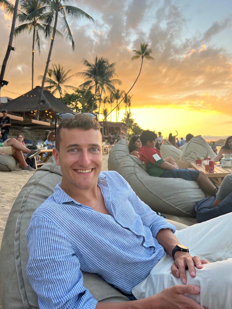 Expert Wealth tweet media