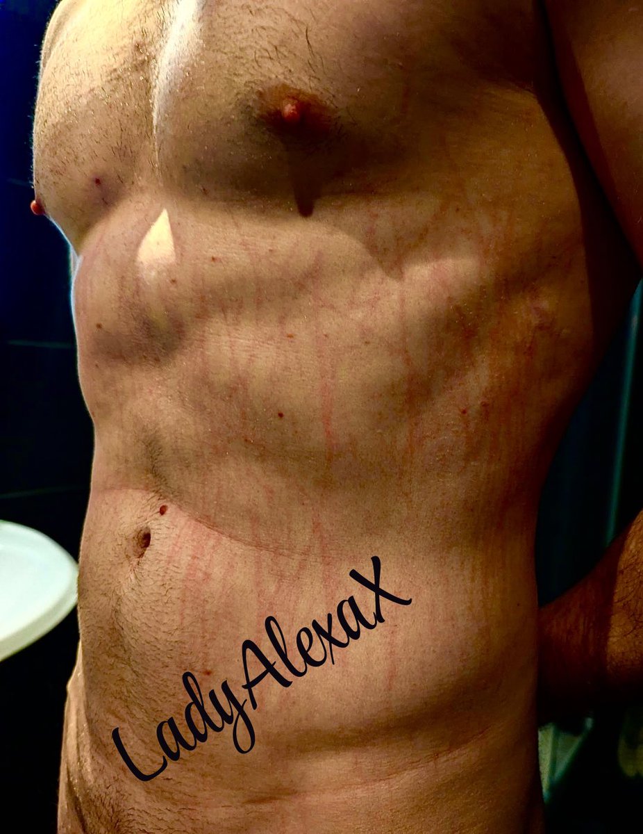 SlaveofAlexaX tweet media