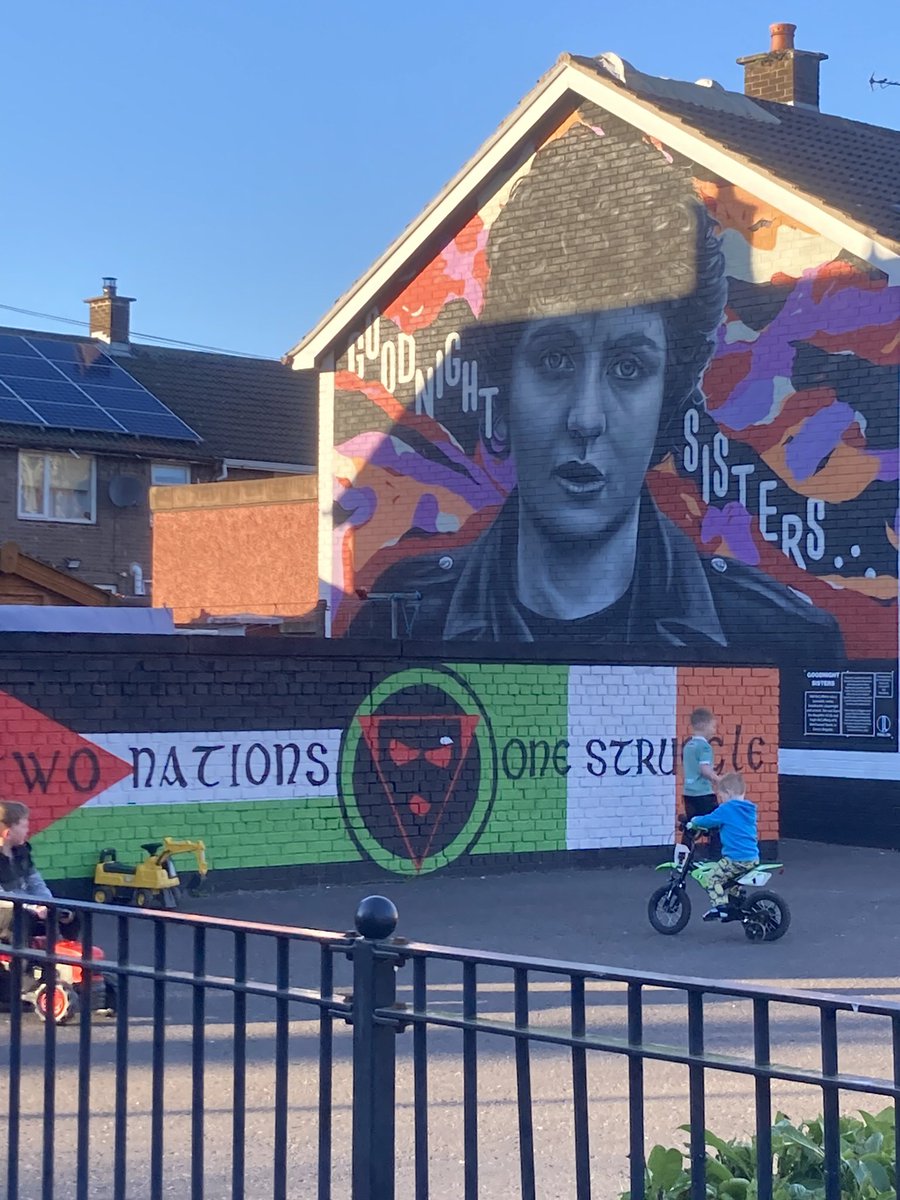 Tuned into the latest episode of <a href="/EmpirePodUK/">Empire Podcast</a> exploring the origins of the Troubles. Fascinating listening as always. Some Derry murals that reflect themes discussed. One of the Bogside’s own, journalist &amp; civil rights activist Nell Mc Cafferty, was recently commemorated for IWD.