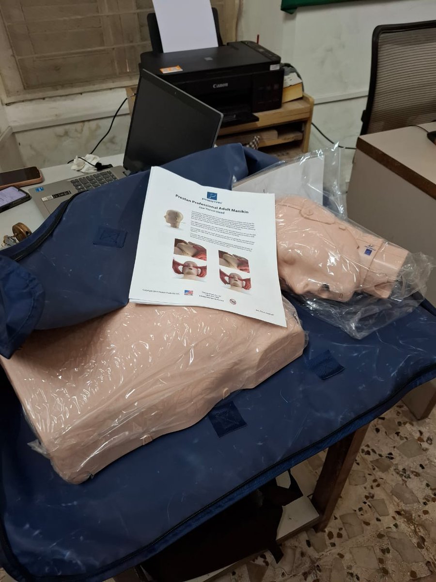 OCA_Foundation's tweet image. OCA Foundation proudly donates 5 CPR Mannequin units to the Revive Heart Foundation for life-saving education. Today our patient support executive, Ms. Vandana Karanjkar, handed over the units to the ICARE team at Holy Family Hospital, Bandra 
🫀💙 #OCA #CPRTraining #SaveLives