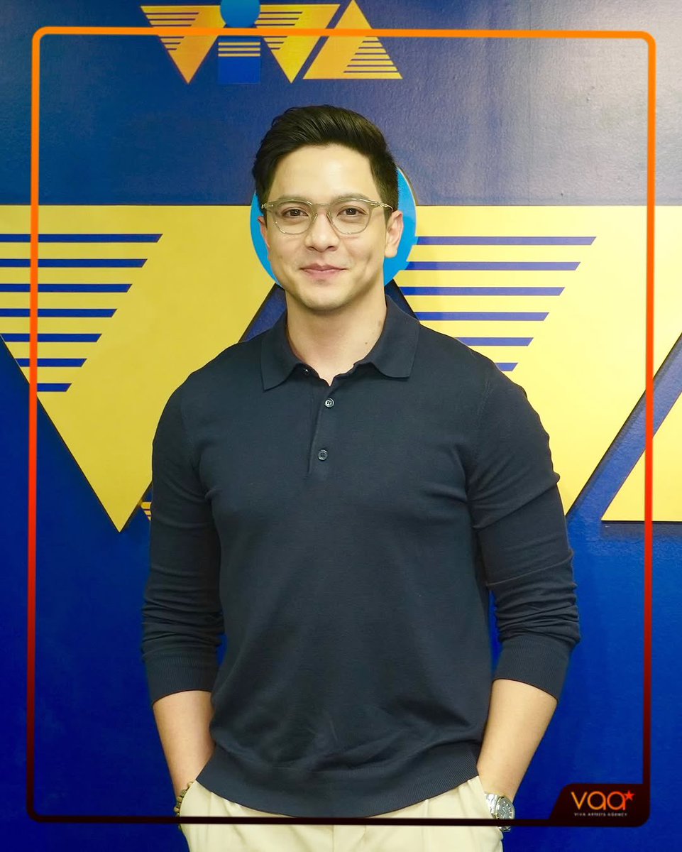 Sparkle_GMA's tweet photo. Congratulations to Asia’s Multimedia Star Alden Richards and Myriad on their exciting new partnership with VIVA ✨ Get ready for new concerts, ventures, and projects coming your way!

#AldenRichards 

📸: @VivaArtists_ https://t.co/UnWa8gr6bW