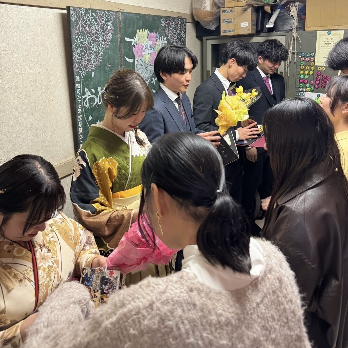 3月25日（火）は4回生さんの卒業式でした！
改めて、ご卒業おめでとうございます✨
引退されてからも京教バド部を気にかけてくださっていたこと本当に感謝しております🙇‍♀️
春からの新しい場所でのご活躍を部員一同、お祈りしています✨
4年間本当にお疲れさまでした。そして、ありがとうございました💕