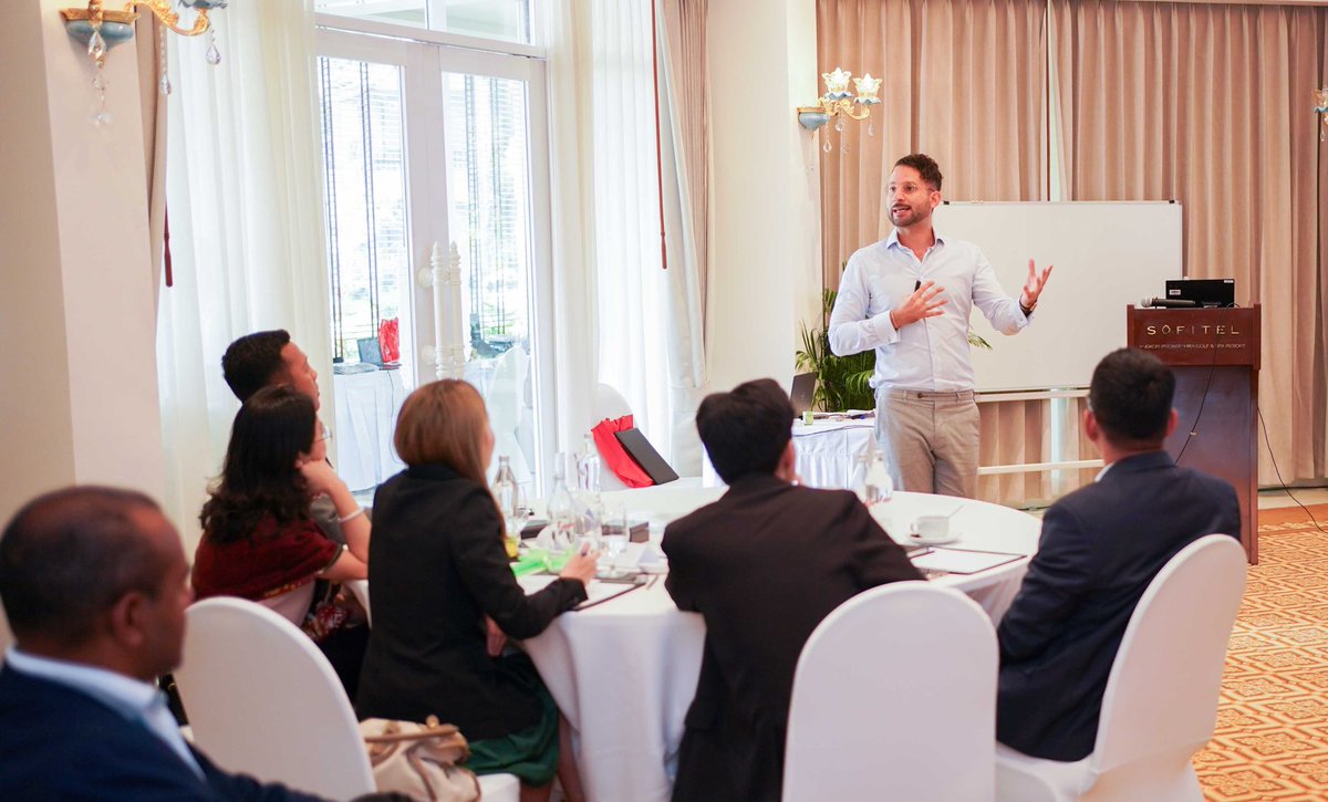 Alex (@alexpiecyk) on Twitter photo Honoured to have been invited by <a href="/AusBorderForce/">ABF</a> & <a href="/RMIT/">RMIT University</a> to brief Customs officers from Asia/Pacific on the importance of #intelligence exchange and <a href="/INCB_GRIDS/">INCB GRIDS</a> intelligence-led tools. The CLP Program is an incredible initiative that we look forward to continuing to be a part of! Honoured to have been invited by <a href="/AusBorderForce/">ABF</a> & <a href="/RMIT/">RMIT University</a> to brief Customs officers from Asia/Pacific on the importance of #intelligence exchange and <a href="/INCB_GRIDS/">INCB GRIDS</a> intelligence-led tools. The CLP Program is an incredible initiative that we look forward to continuing to be a part of!