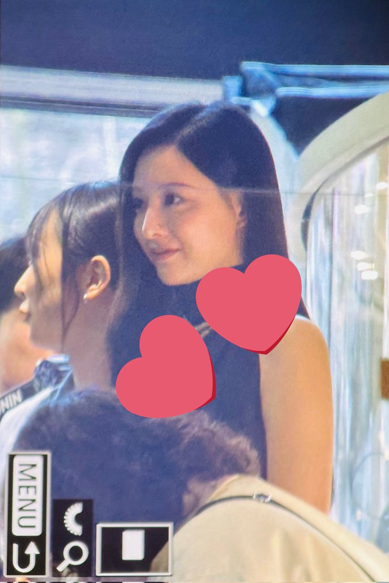 herotherside__'s tweet photo. here’s a beautiful picture of #KimJiwon to cleanse your tl. https://t.co/GMBtwgLuaW