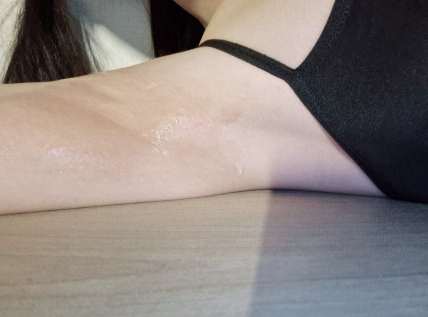 저는 겨쿨입니다
겨드랑이 시원하다는뜻
#라이키 #일탈 #맘눌뎀 #겨드랑이 #armpit #겨