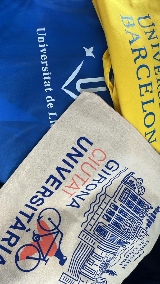 carmelitestgn's tweet image. #ADMTWC #POSTC a Carmelites ens orientem cap el nostre futur! Ahir, visita dels alumnes de batxillerat i cicles al @saloensenyament #depetitsagransCarmelites