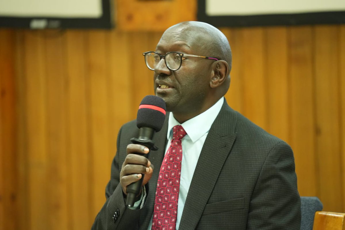 juliusmoryuki's tweet image. The role of academicians in AI is to research and come up with new transformative ideas while inspiring the next generation, while the Government regulates and provides necessarily Infrastructures.
Prof. X. N Iraki - @uonbi .
@KSGKenya
#WeareUoN
@uonbibusiness