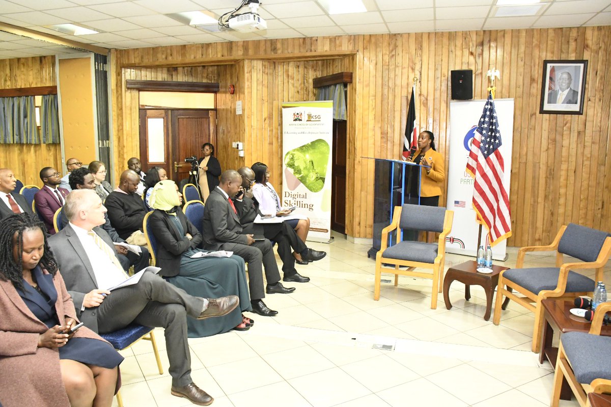 juliusmoryuki's tweet image. The role of academicians in AI is to research and come up with new transformative ideas while inspiring the next generation, while the Government regulates and provides necessarily Infrastructures.
Prof. X. N Iraki - @uonbi .
@KSGKenya
#WeareUoN
@uonbibusiness