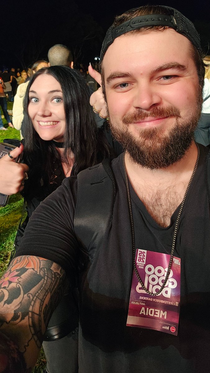 Devkobotes's tweet image. Got to shoot some @googoodolls last night !! What a blast