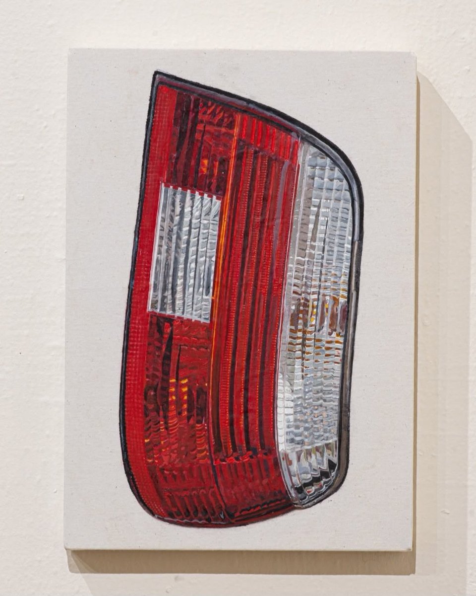 von_ka_'s tweet photo. Helene Appel, Car Light, 2023
Oil on Cotton https://t.co/BAbqQ4SXiZ
