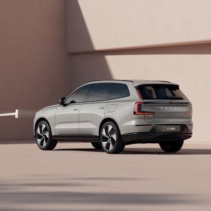 carswithgreg's tweet image. I’m out with @VolvoCar_SA at the launch of their all-new &amp;amp; all-electric EX90!

#RestartWithVolvo #VolvoEX90