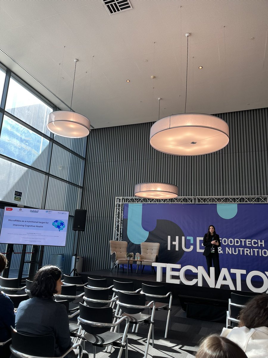 NuMeH_Group's tweet image. 👋🏻👋🏻Great experience attending the II Workshop Tecnatox. Events like this reminds us how crucial collaboration between research groups is, not only to promote multidisciplinary research but also to bring science closer to the industry and society👏🏻
@TecnATox
@bioquimicaURV