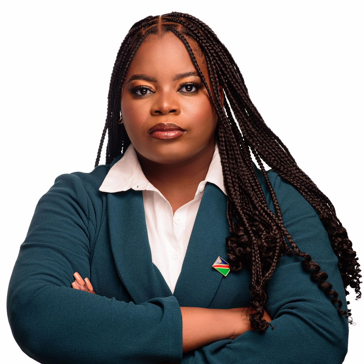 mOkapendi's tweet image. Youngest sworn in MPs in the history of Namibia.

Inna Hengari - 24
Emma Theofelus - 23
Fenny Tutjavi - 22 (My friend)
Patience Masua - 22

They are only empowering a Girl child. A boy Child is left all alone.😭