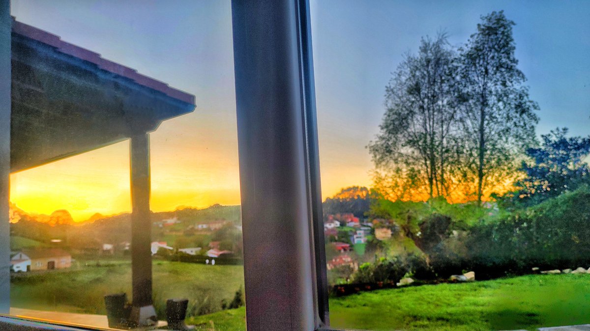 Joaquin Caamaño (@j_caamano) on Twitter photo Soleado y fresco amanecer con 3°c. por el Somió rural.
<a href="/AEMET_Asturias/">AEMET_Asturias</a>
<a href="/eltiempotpa/">El tiempo TPA</a>
<a href="/ElTiempoA3/">El Tiempo de Antena 3</a>
<a href="/aquilatierratve/">Aquí la Tierra</a> Soleado y fresco amanecer con 3°c. por el Somió rural.
<a href="/AEMET_Asturias/">AEMET_Asturias</a>
<a href="/eltiempotpa/">El tiempo TPA</a>
<a href="/ElTiempoA3/">El Tiempo de Antena 3</a>
<a href="/aquilatierratve/">Aquí la Tierra</a>