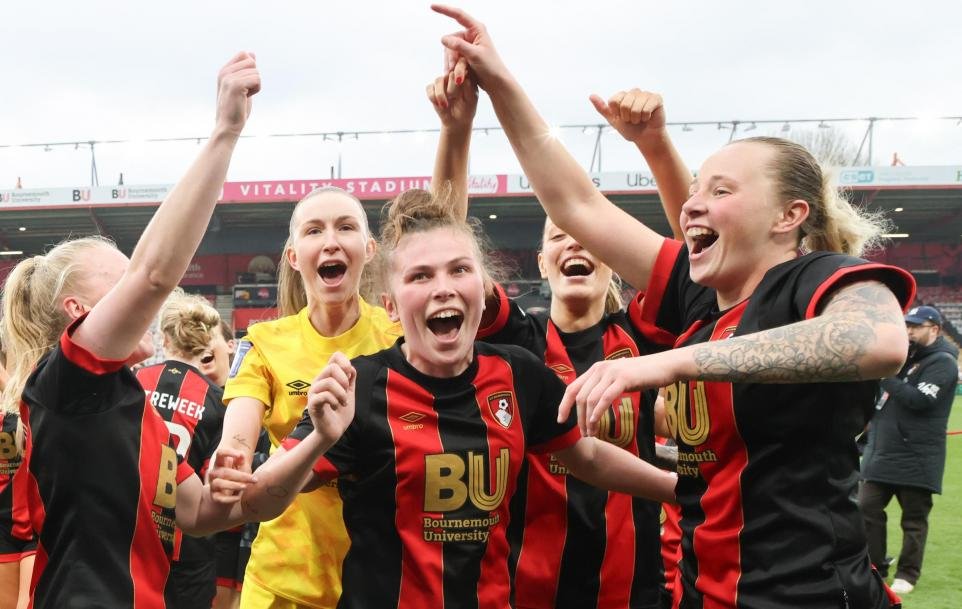 Bournemouth Echo (@bournemouthecho) on Twitter photo 🍒And Ellie Strippel talks about winning title with 'special' #afcb side. Story by <a href="/BorsetiOwen/">Owen Borseti</a>
bournemouthecho.co.uk/sport/25035154… 🍒And Ellie Strippel talks about winning title with 'special' #afcb side. Story by <a href="/BorsetiOwen/">Owen Borseti</a>
bournemouthecho.co.uk/sport/25035154…