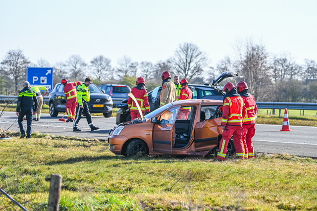 Fors ongeval op A7 bij Marum