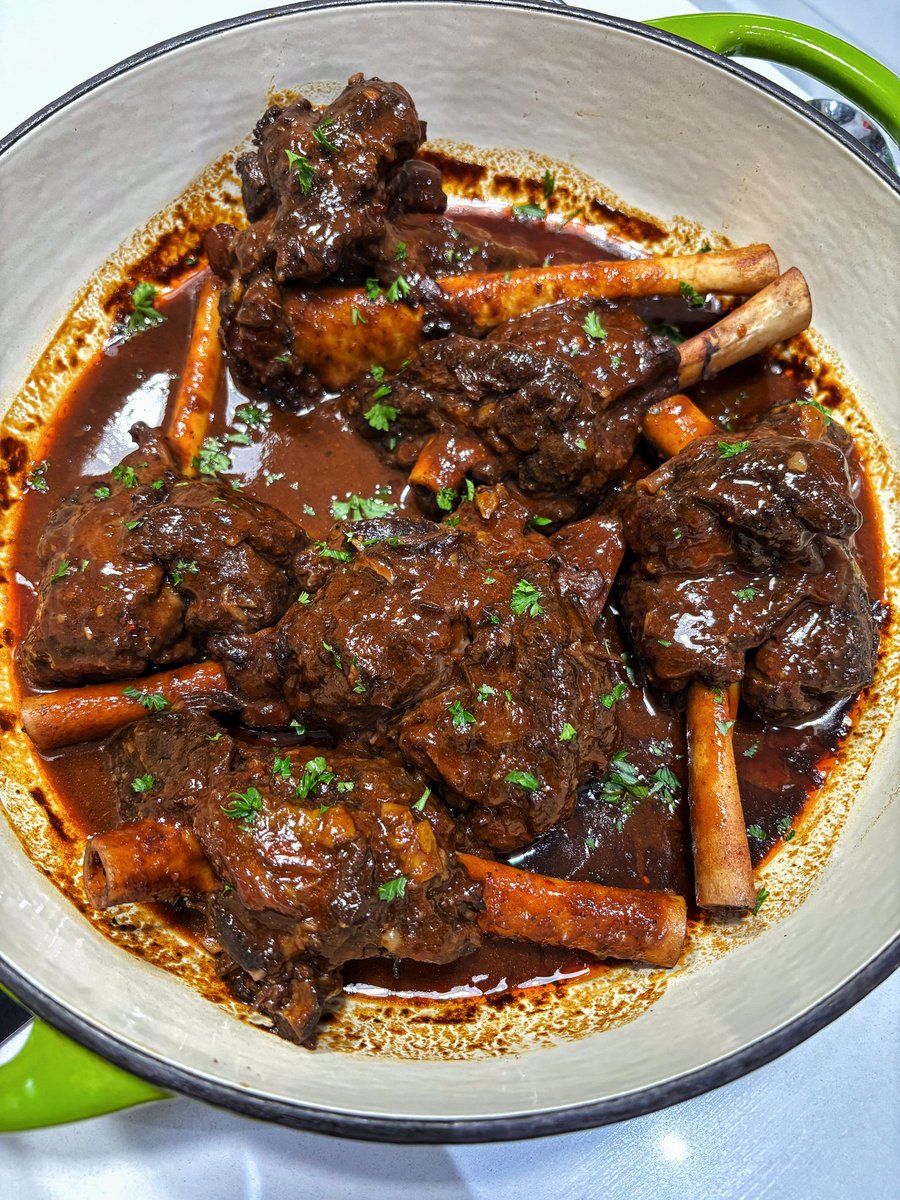 MsBunny's tweet photo. Slow-cooked to perfection, falling off the bone, and packed with flavor.

What would you serve this with?

Mash potatoes 
Rice
Pap

#cookingwithlamb #lambshank #fyp #explorepage✨ #homecookingisthebest❤️ https://t.co/Ism0H3HHDG