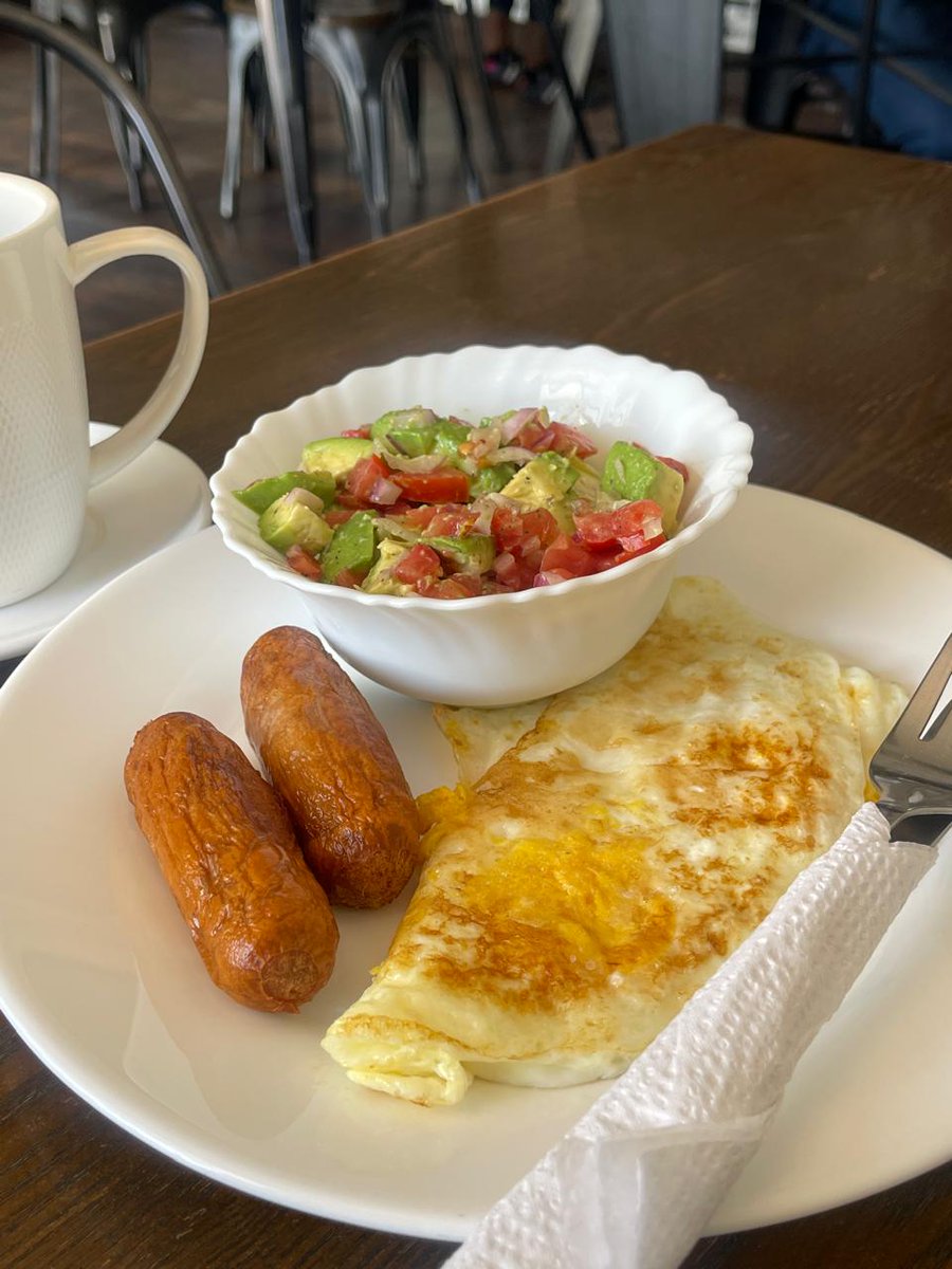 Kianangih's tweet photo. Thursday ✅

Horizon cafe Niche Nyahururu

Coffee Shop | Pastry | Quick Bites | Hot &amp; Cold Beverages Thoughtfully concocted to your fondness

Open: Mondays-Saturdays >>7am-8pm Sundays>> 9am-8pm

Podo park building ground floor next to Old total station,Koinange Road
Tupo site! https://t.co/xmeHNqNDPh