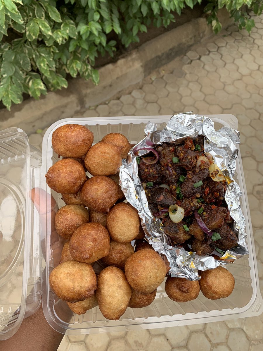 Savorysnacks_'s tweet photo. Small chops, big flavor! Place your order now🫶🏽💕

📍Jos
Please repost https://t.co/cvYRrFP9VT