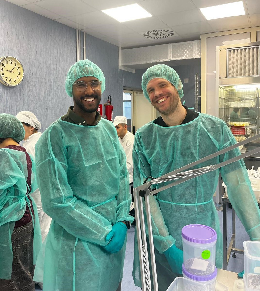 🎉 First commercial production – a big step forward!

In Italy, our team joined the first commercial production of SutureTOOL™ — a key moment on our journey to market.

We’re committed to delivering standardized, safe, and efficient fascia closure. Exciting times ahead!