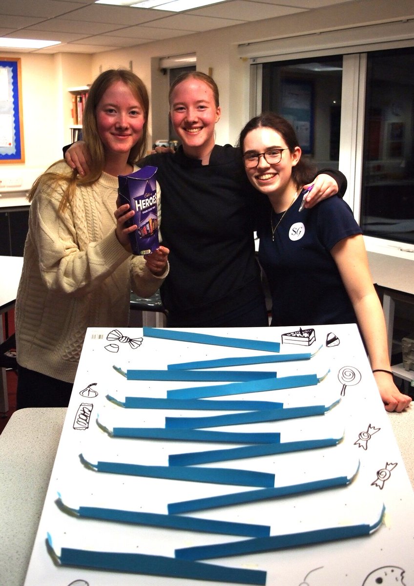 SG_STEM's tweet image. 🎉🥚Egg-cellent engineering! Seven teams of brilliant girls took on the #EurekaEggRace challenge, crafting 30-second marble run timers using just card, tape &amp;amp; creativity. ⏱️

Huge congrats to Team East, whose elegant design was only 0.35s from the target! 🏆 #STEM #GirlsInScience