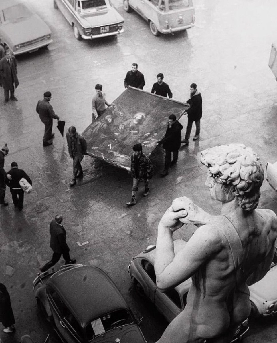 ‘The truth of art keeps science from becoming inhuman, and the truth of science keeps art from becoming ridiculous.’

Raymond Chandler, Great Thoughts, February 19, 1938