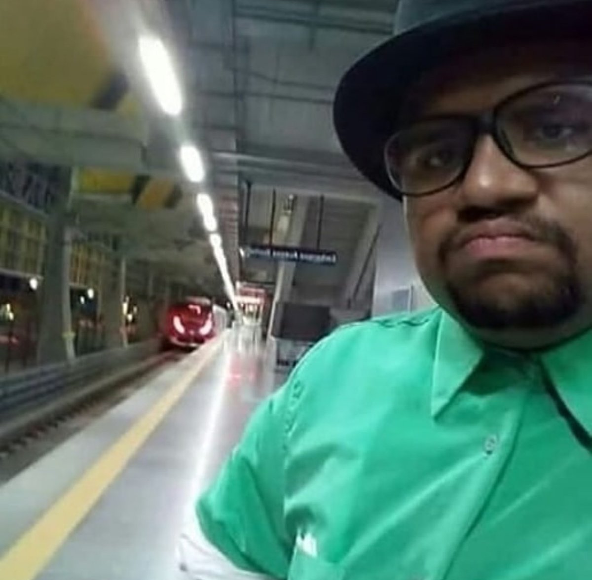 RealCJonSol's tweet image. Follow Me and Follow the Damn Train

$CJ 

#SolanaMemeCoins #memecoin #gta