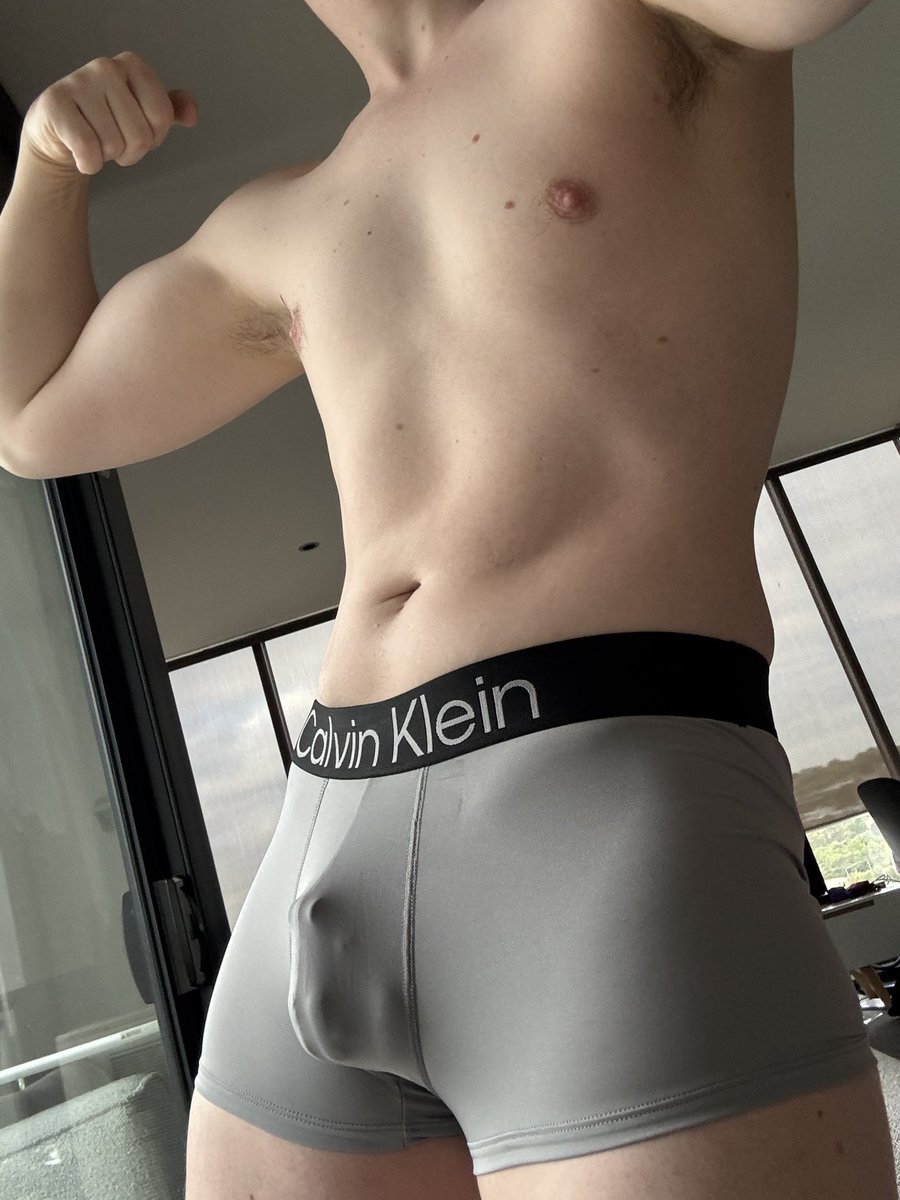 southofmelbboy's tweet photo. I’ve been given some specific instructions https://t.co/PCuWIty6Yl