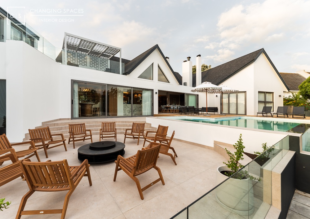 DECOR TREND ALERT: The rise of timeless elegance in home design. Click on the link below for more.

newssa.co.za/2025/03/27/lif…