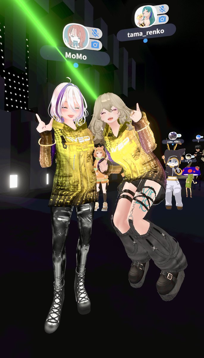 tama_renko's tweet photo. 短い時間だったけどツーショ撮ってくれてありがとー💕
いろいろ幸せなご報告とかあったみたいでして🤗(聞き逃したけど
幸せのお裾分け頂けてるみたいでとてもほっこりしましたー🥰
本日もありがとうございました!
#mx_adm #mxizm #cluster https://t.co/cu1yKjvl0P