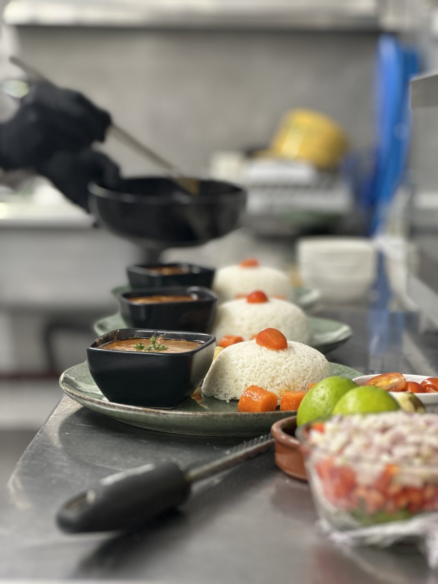 ElbeufSurSeine's tweet photo. [#Commerce] Un nouveau restaurant sur la place Lécallier  🍽️🌍
Le restaurant Lafiasso, spécialisé dans la cuisine raffinée d’Afrique de l’Ouest, a récemment ouvert ses portes sur la place Lécallier à Elbeuf sur Seine. 1/2 https://t.co/kfEMosOhnu