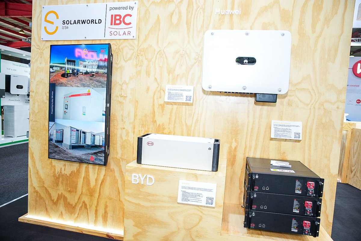 Say hello to these world-leading brands on the expo floor today..

⭐️ Sungrow Southern Africa - #B168 

⭐️ IBC SOLAR South Africa (Pty) Ltd - #B256 

⭐️ Enphase Energy South Africa - #D144 

#SolarStorageAfrica