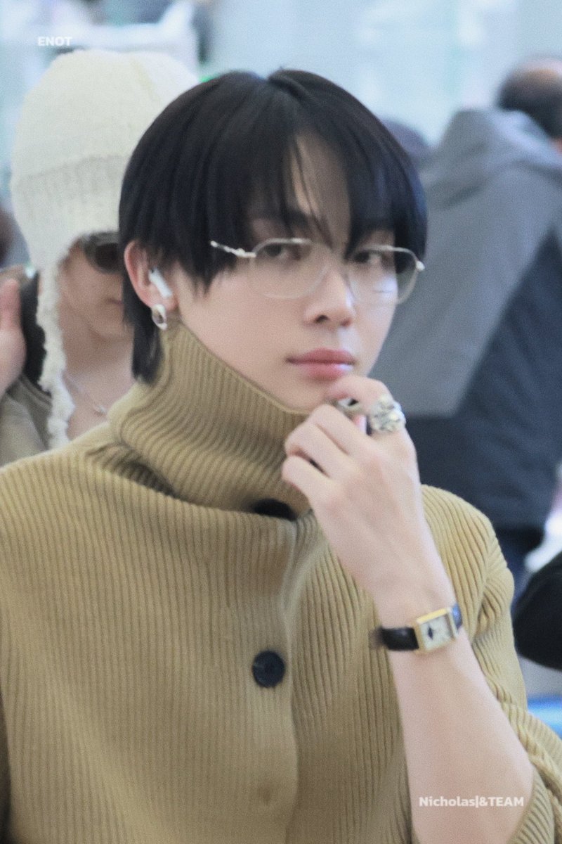 250327 👋🏻 #NICHOLAS #니콜라스 #ニコラス #王奕翔 #andTEAM #앤팀