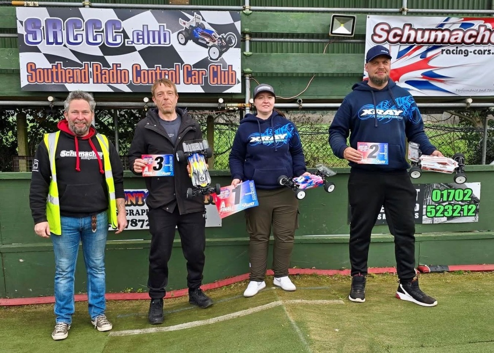 TQ and Win  for Harley Eldridge at Southend Race in UK. Congratulations to all XRAY drivers for great performance. 
tinyurl.com/khr7cen3
#XRAY #XRAYracing #RCcars