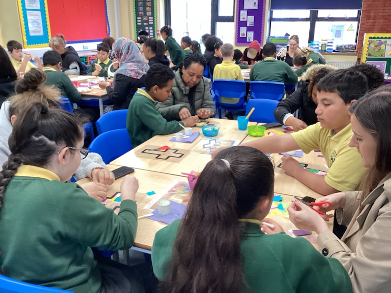 Year 5 had a lovely Lenten Workshop with parents this morning with lots of lovely Lent and Easter crafts being made.
