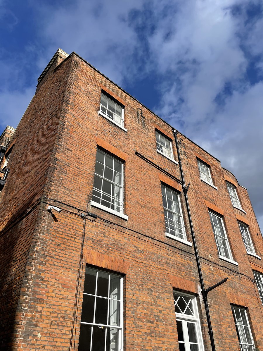 Walpole OKS - There are still a handful of tickets available for our Walpole House Reunion on Sunday 27 April. Join over 120 OKS and guests for drinks, tours and a two-course lunch in the Main Dining Hall. 

Book now to avoid disappointment: kings-association.co.uk/events