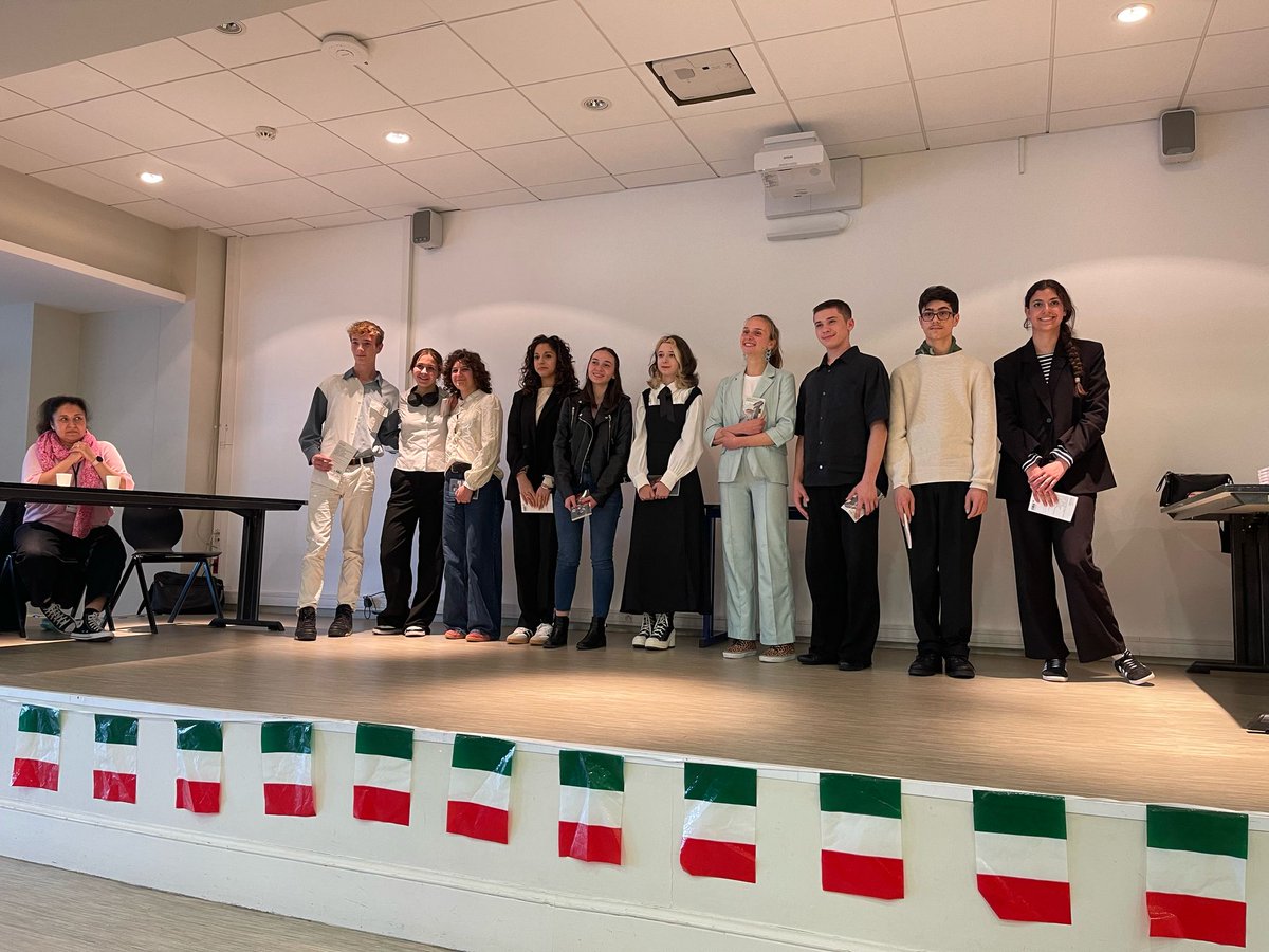 AudibertiLyc's tweet photo. Concours d'éloquence 🇮🇹
Apolline et Douae #Esabac font partie des sélectionnés pour la finale 👍 travailler en italien et pour le grand oral !!! Joli défi.
Buona fortuna 💚🤍❤️
@api_06_83
@ItalienAcNice
@DRAREIC_PACA https://t.co/EQj5MV3Z0r