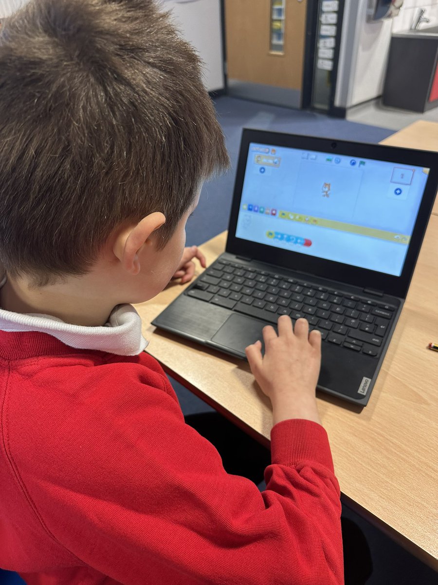 GCPYEAR2's tweet image. Our Computing Day is off to a great start! We’ve been looking at sequences and testing what happens @PrimaryGreat #gcpcomputing