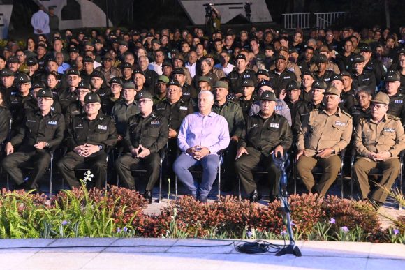 En #Cuba se rindió tributo, en nombre del pueblo, a los Soldados del Silencio, en ocasión del aniversario 66 de la fundación de los Órganos de la Seguridad del Estado, el 26 de Marzo de 1959. En este sitio están inscriptos los nombres de 105 héroes de la Seguridad del Estado.