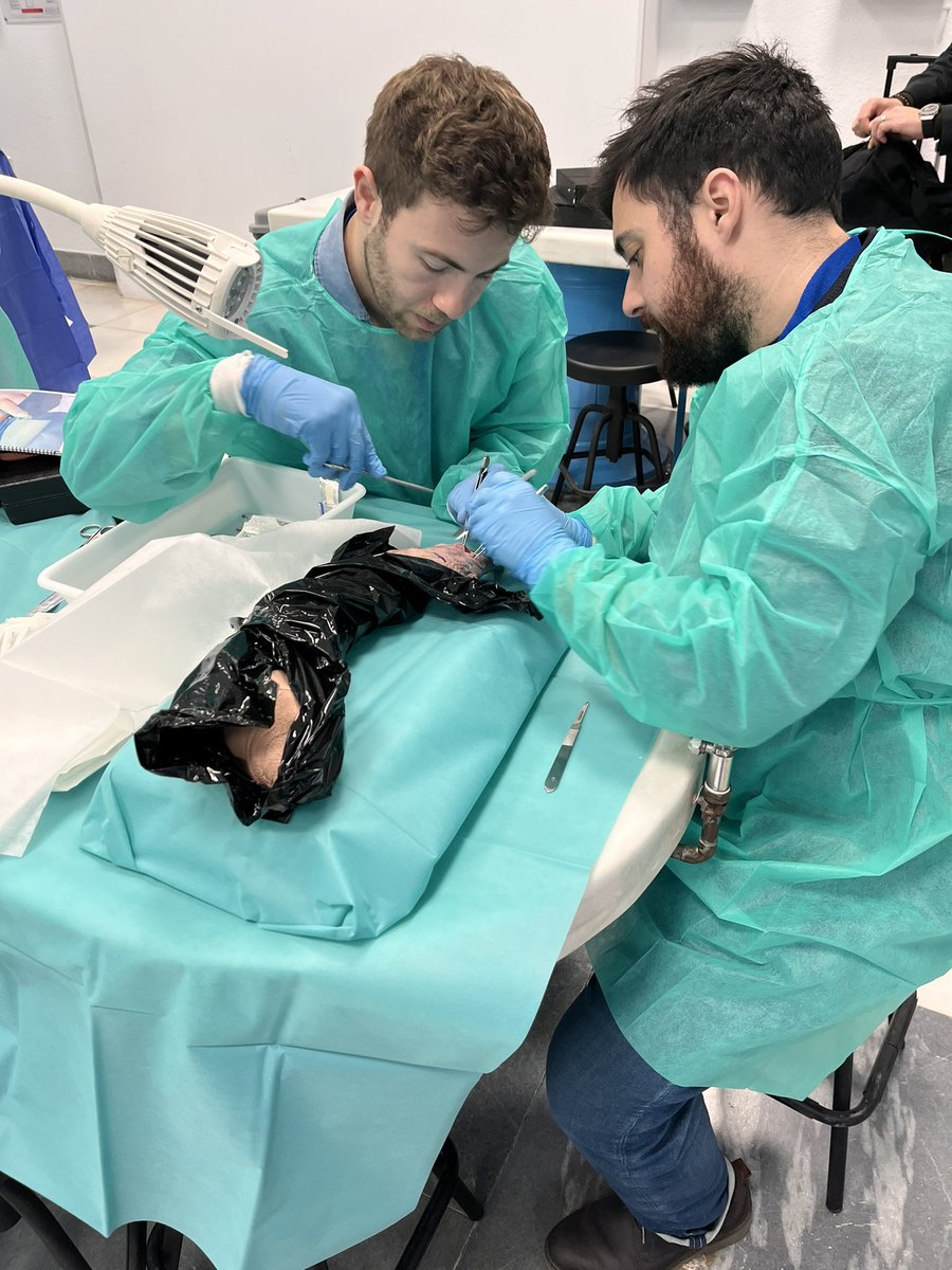 satoportal's tweet photo. Primer día de curso SATO avanzado de cirugía de la mano. https://t.co/IgR9UFq8Oc